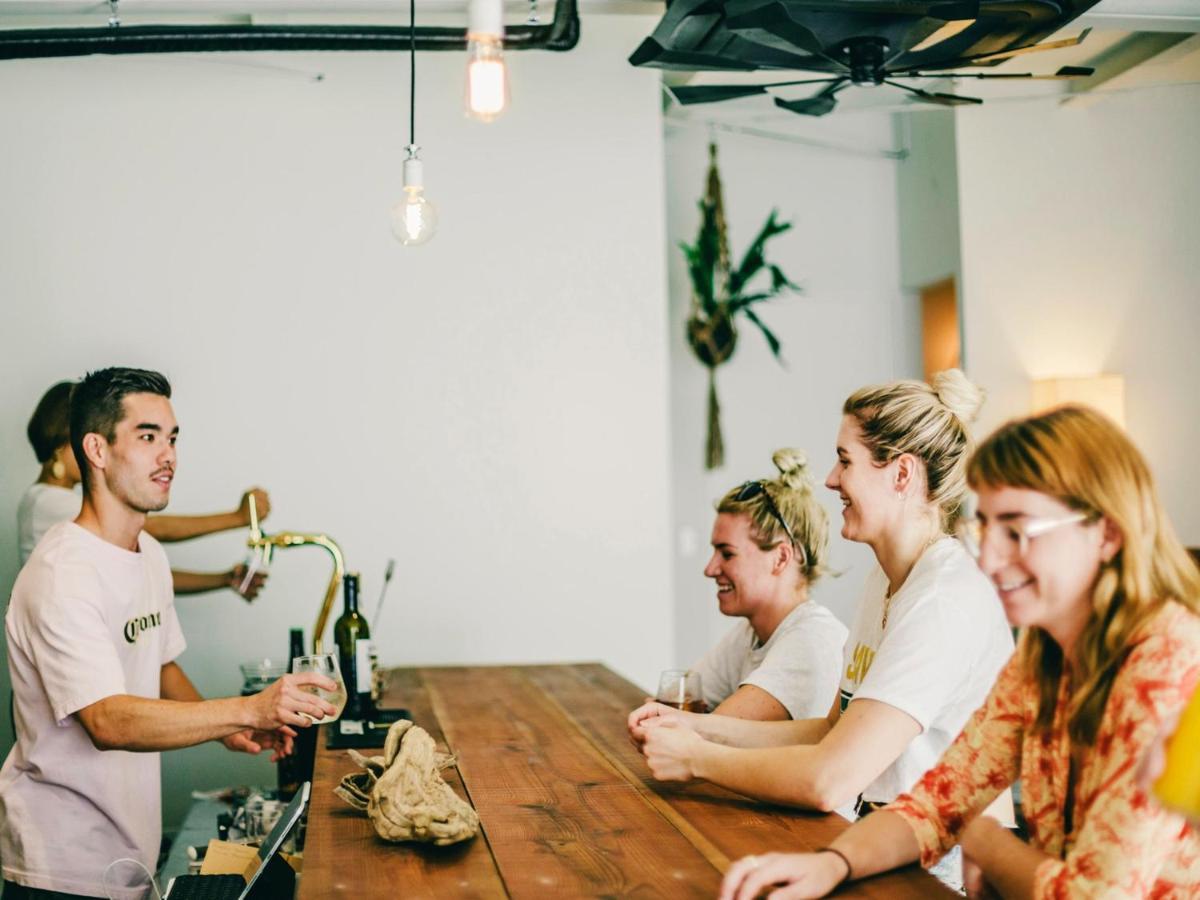 Hippo Hostel And Cafe Bar Οσάκα Εξωτερικό φωτογραφία